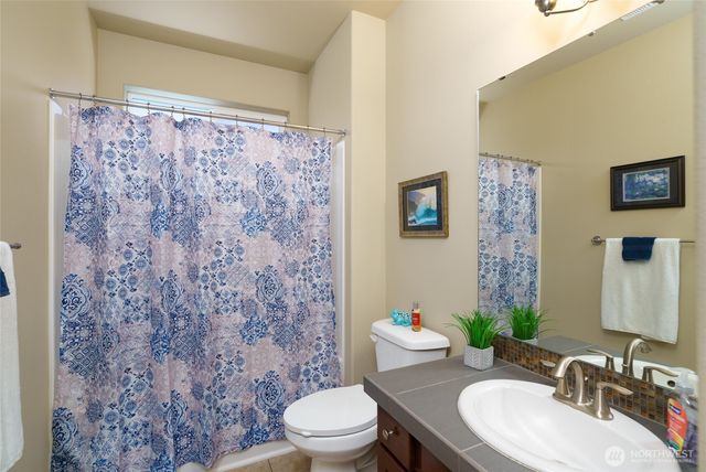 506 Timberland Loop, Mount Vernon, WA 98273