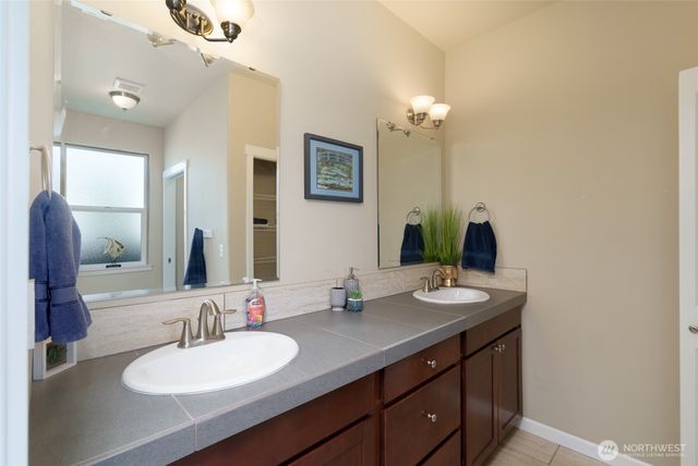 506 Timberland Loop, Mount Vernon, WA 98273