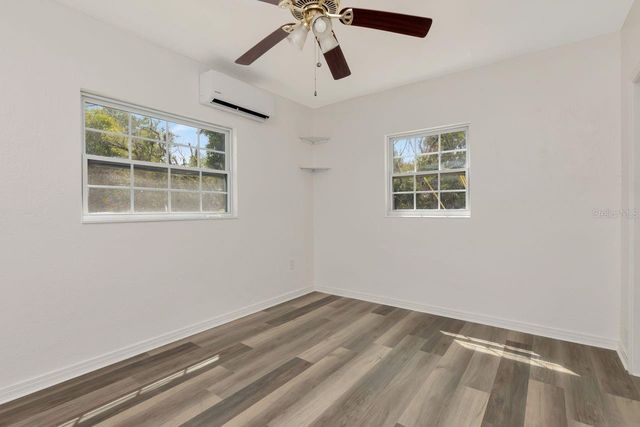 4939 HAINES ROAD N, St Petersburg, FL 33714