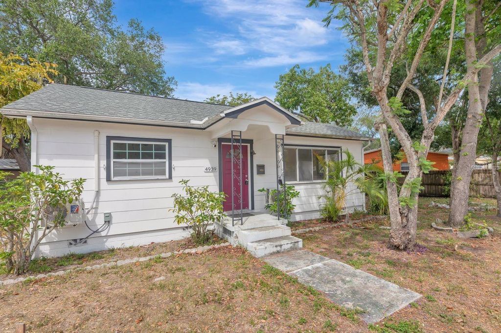 4939 HAINES ROAD N, St Petersburg, FL 33714