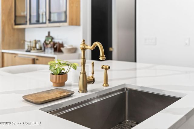 785 Seymour Road NE, Palm Bay, FL 32905