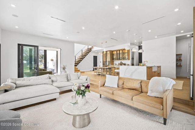 785 Seymour Road NE, Palm Bay, FL 32905