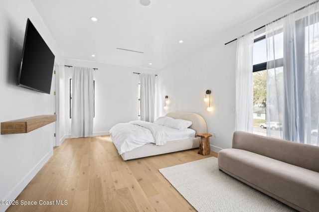 785 Seymour Road NE, Palm Bay, FL 32905