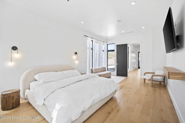 785 Seymour Road NE, Palm Bay, FL 32905