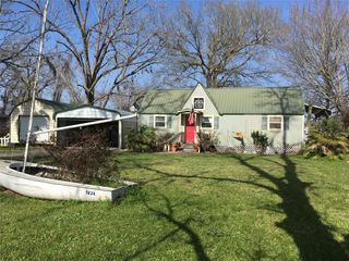 1634 E Taylor Lake Circle, Livingston, TX 77351