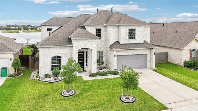 4814 Goldeneye Drive, Baytown, TX 77521