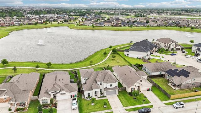 4814 Goldeneye Drive, Baytown, TX 77521