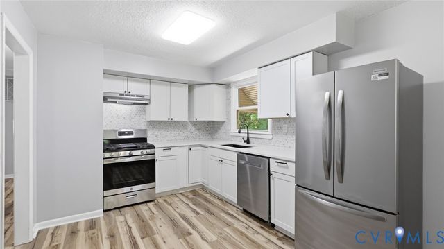 1810 Owens Ct, Hopewell, VA 23860