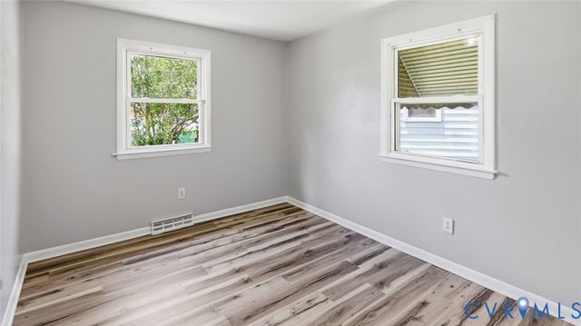 1810 Owens Ct, Hopewell, VA 23860
