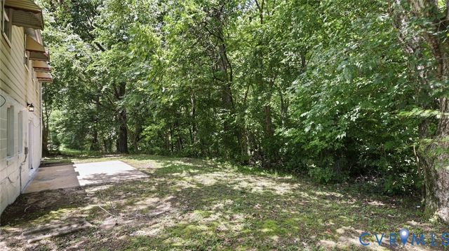 1810 Owens Ct, Hopewell, VA 23860