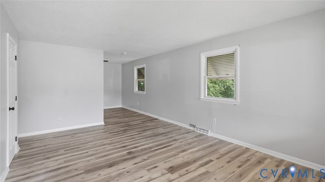 1810 Owens Ct, Hopewell, VA 23860