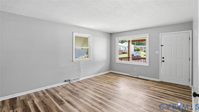 1810 Owens Ct, Hopewell, VA 23860