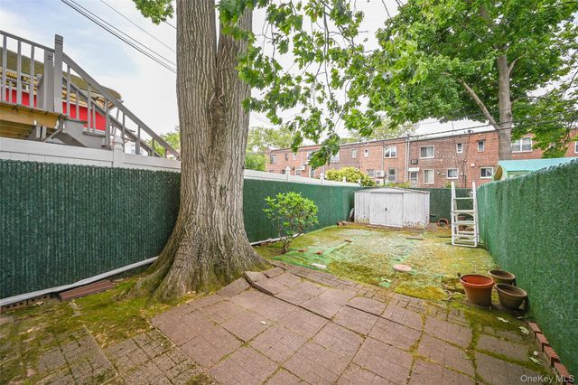 53-19 195th Street, Fresh Meadows, NY 11365