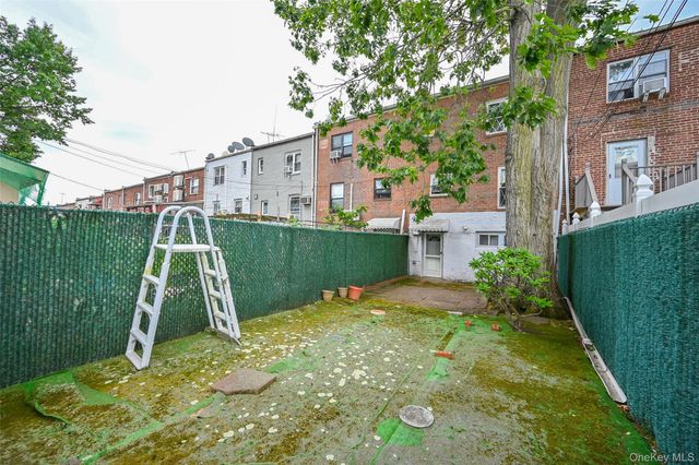 53-19 195th Street, Fresh Meadows, NY 11365