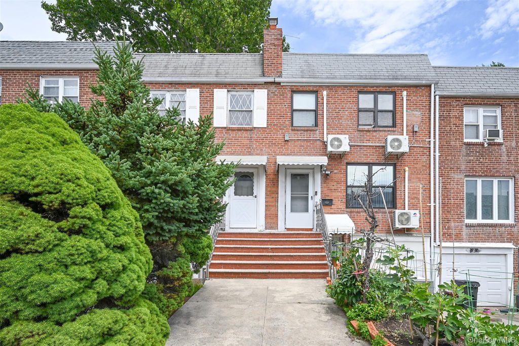 53-19 195th Street, Fresh Meadows, NY 11365