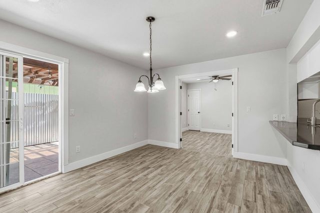 1464 Denise Dr, Ripon, CA 95366