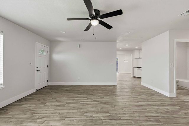 1464 Denise Dr, Ripon, CA 95366