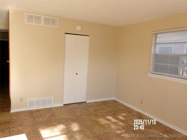 409 Highland Drive, Bartlesville, OK 74003