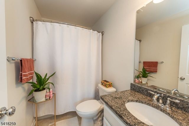 94 Albert Ct, Randolph Twp., NJ 07869