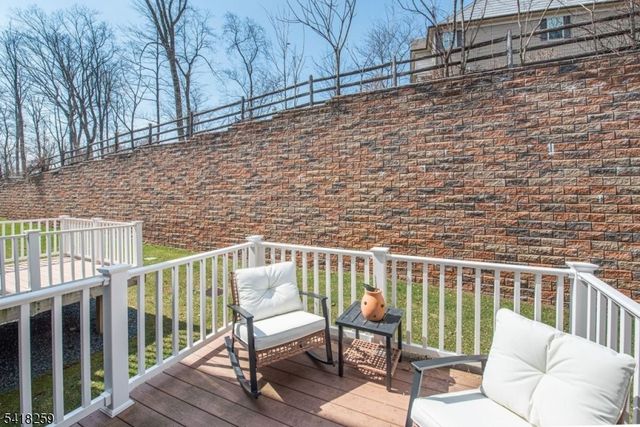 94 Albert Ct, Randolph Twp., NJ 07869