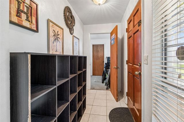 7846 12TH STREET N, St Petersburg, FL 33702
