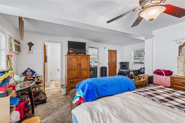7846 12TH STREET N, St Petersburg, FL 33702