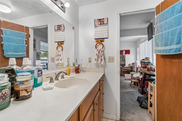 7846 12TH STREET N, St Petersburg, FL 33702
