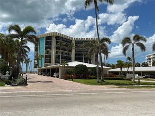 3399 Gulf Shore BLVD N 109, Naples, FL 34103