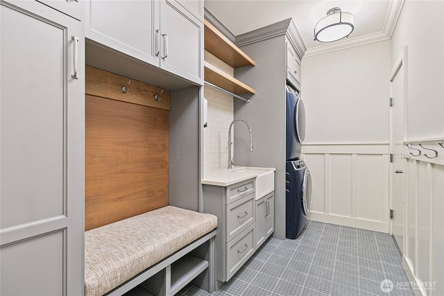 14225 SE 87th Place, Newcastle, WA 98059