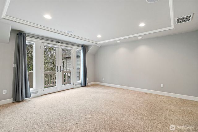 14225 SE 87th Place, Newcastle, WA 98059