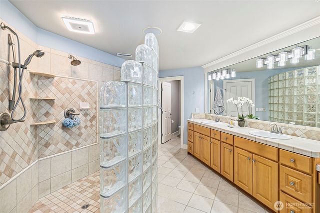 14225 SE 87th Place, Newcastle, WA 98059