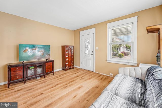 2267 COVE RD, Pennsauken, NJ 08110
