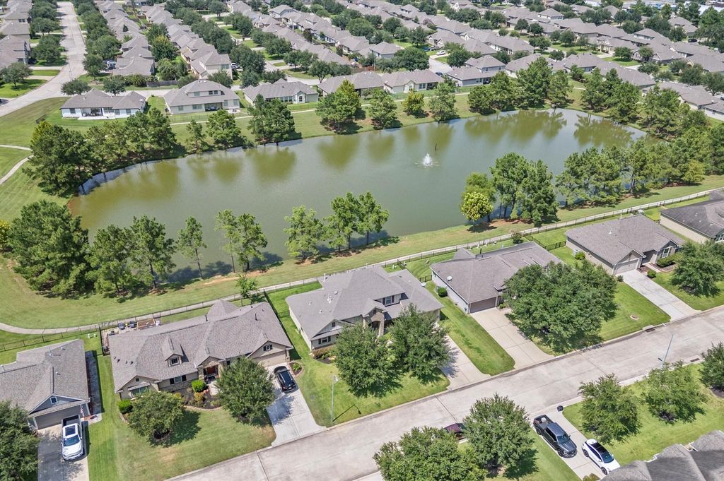 11306 Misty Willow Lane, Tomball, TX 77375