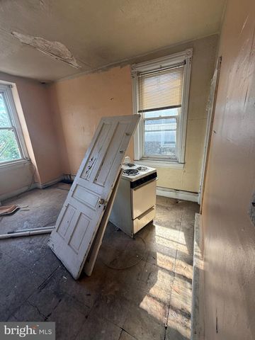 1910 W VENANGO ST, Philadelphia, PA 19140