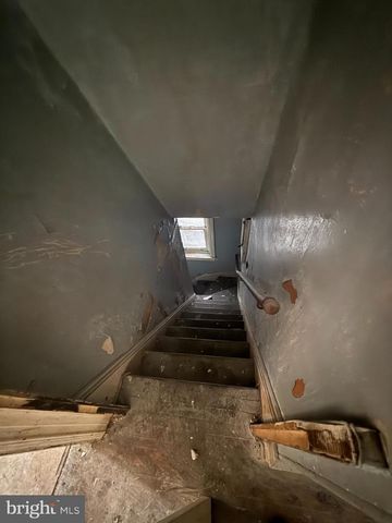 1910 W VENANGO ST, Philadelphia, PA 19140