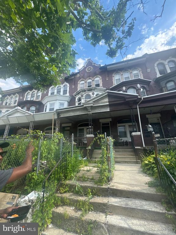 1910 W VENANGO ST, Philadelphia, PA 19140