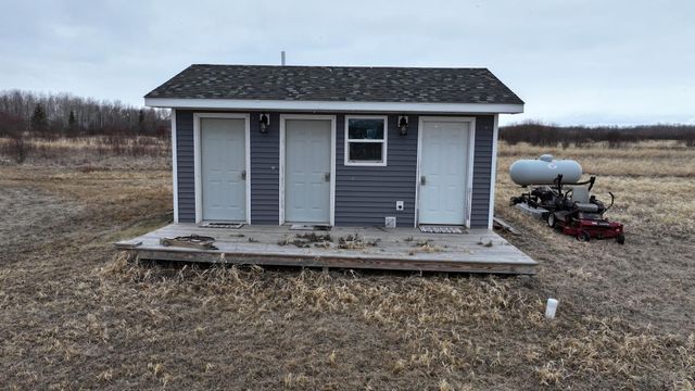 3030 40th Avenue NW, Baudette, MN 56623