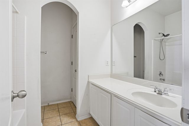 9029 Heartwood Drive, Fort Worth, TX 76244