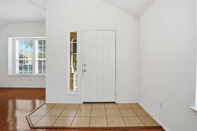 9029 Heartwood Drive, Fort Worth, TX 76244