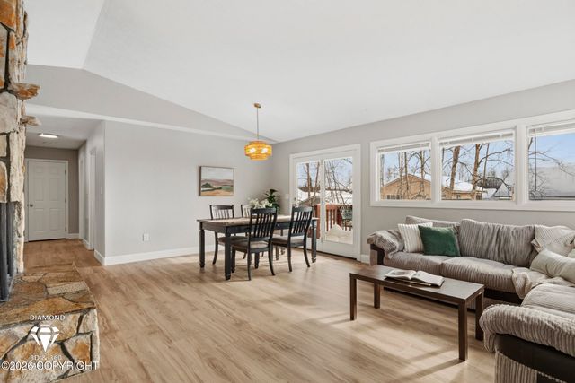 3820 Runestad Circle, Anchorage, AK 99502