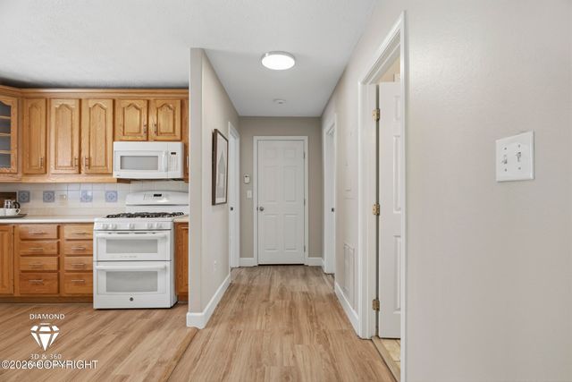 3820 Runestad Circle, Anchorage, AK 99502