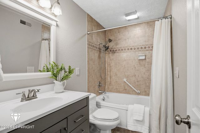 3820 Runestad Circle, Anchorage, AK 99502