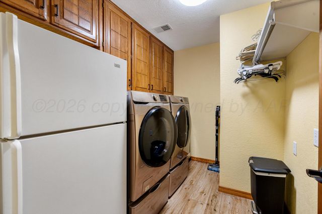 215 Somerset Street, Borger, TX 79007