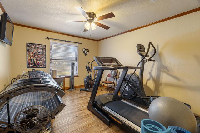 215 Somerset Street, Borger, TX 79007