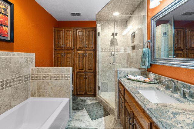 215 Somerset Street, Borger, TX 79007