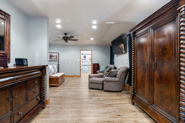 215 Somerset Street, Borger, TX 79007