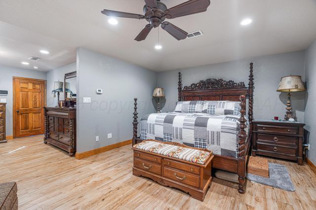 215 Somerset Street, Borger, TX 79007