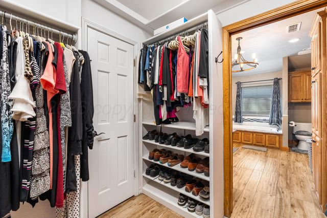 215 Somerset Street, Borger, TX 79007