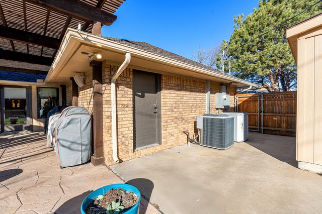 215 Somerset Street, Borger, TX 79007