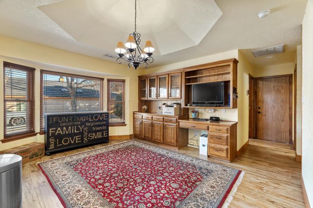 215 Somerset Street, Borger, TX 79007